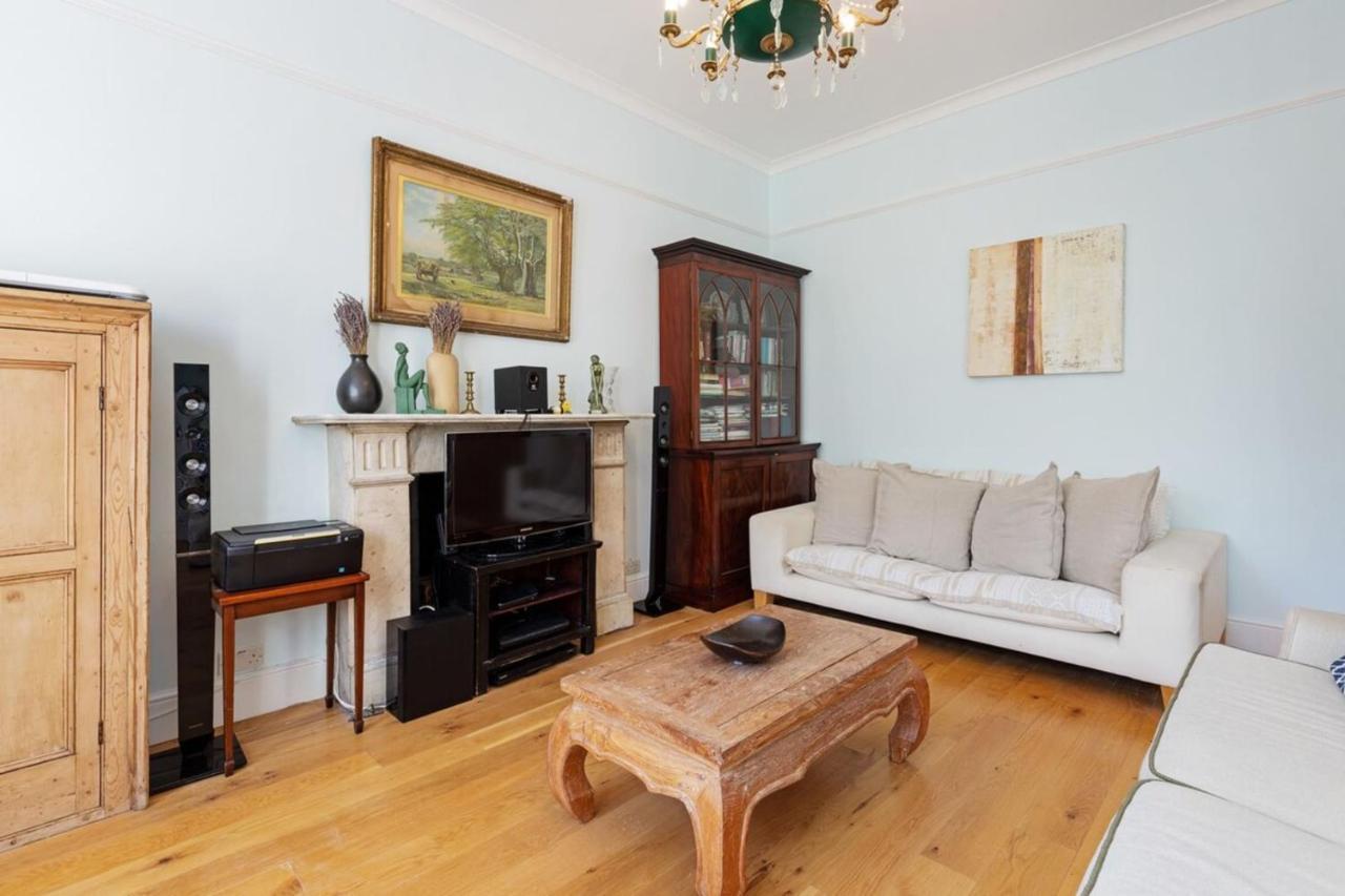 Apartment Gorgeous 1 Bedroom In Earl's Court With Vintage Furniture London